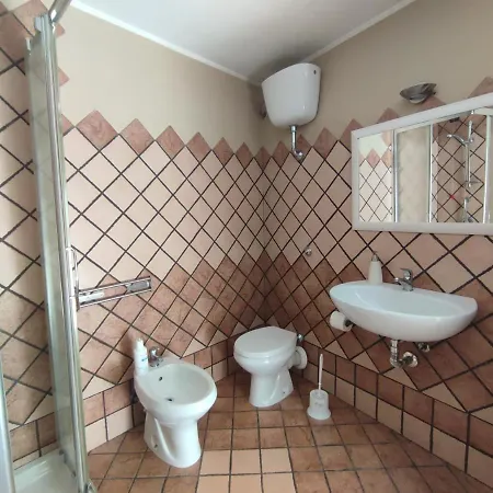 Villa Verde Guest House Konukevi 3*